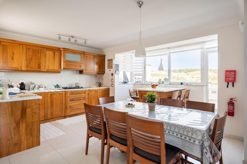 Seagull Penthouse Marsaxlokk Apartman Kültér fotó