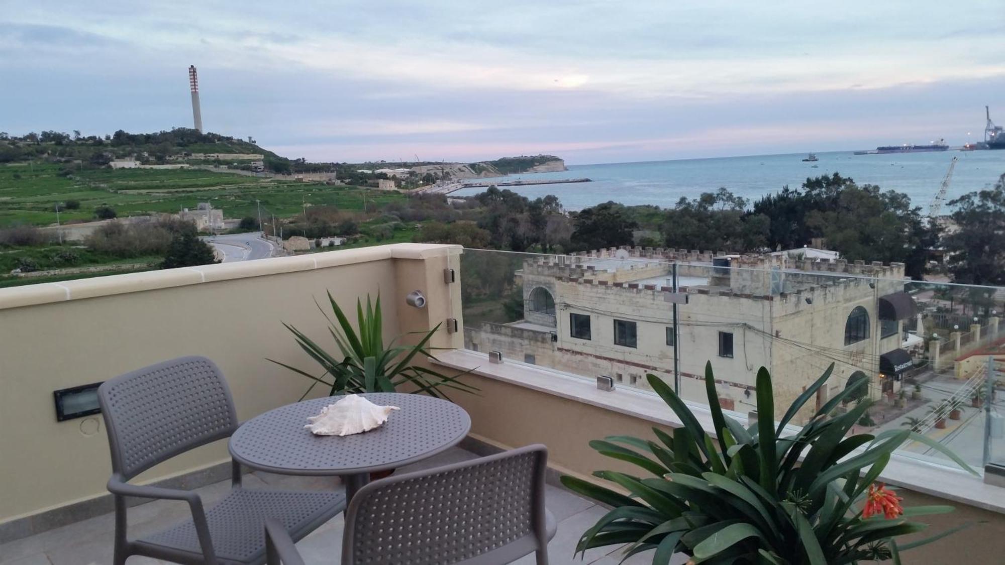 Seagull Penthouse Marsaxlokk Apartman Kültér fotó